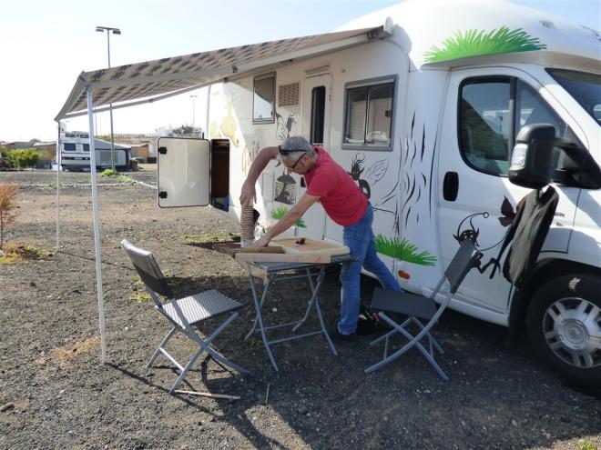 Debarquement et installation camping 5